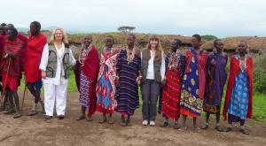 Gorące przyjęcie w wiosce Masajów